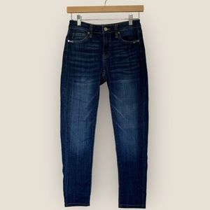 KanCan Kendra Mid-Rise Skinny Jeans (5/26)